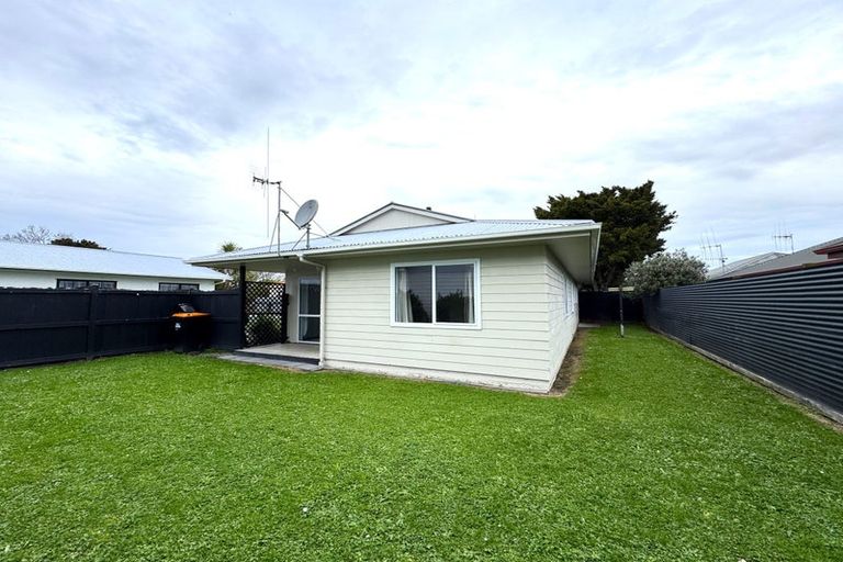 Photo of property in 10a Ihle Street, Terrace End, Palmerston North, 4410