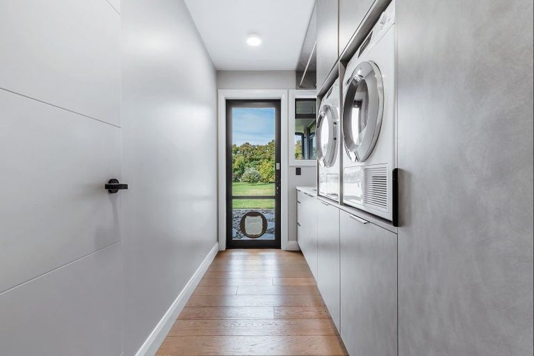 Photo of property in 10 Brighton Grove, Newstead, Hamilton, 3286