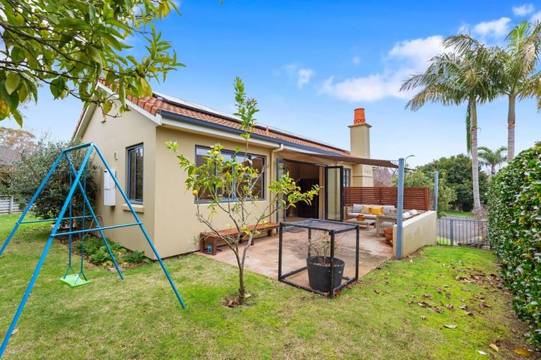 Photo of property in 8 Sissinghurst Court, Bethlehem, Tauranga, 3110