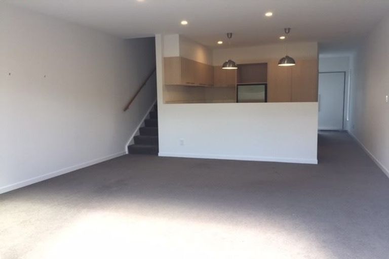 Photo of property in 12/7u Handyside Street, Tawa, Wellington, 5028