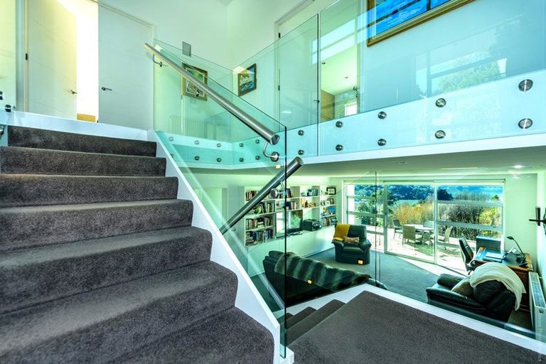 Photo of property in 115 Main Road, Governors Bay, Lyttelton, 8971