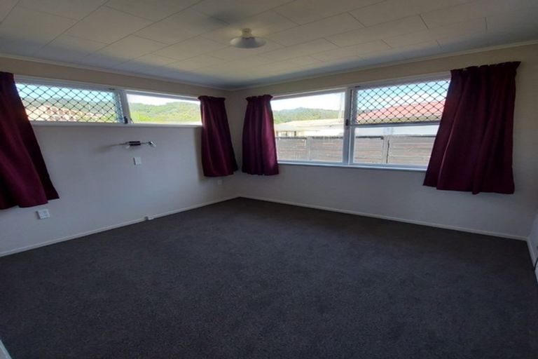 Photo of property in 25a Karamu Crescent, Wainuiomata, Lower Hutt, 5014