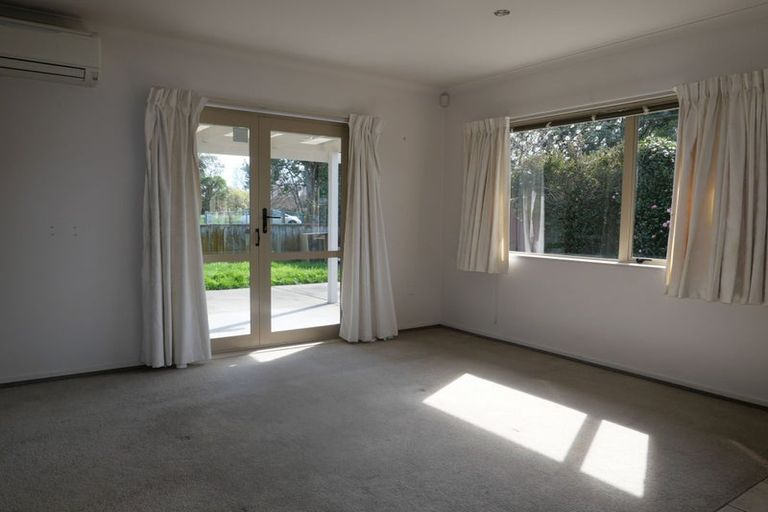 Photo of property in 9 Cabernet Close, Paraparaumu, 5032