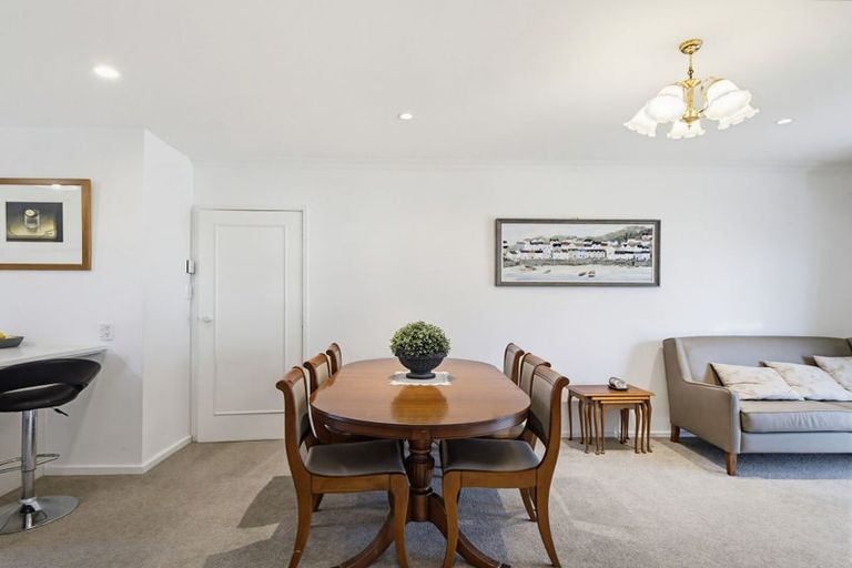 Photo of property in 51 Bucknell Street, Sockburn, Christchurch, 8042