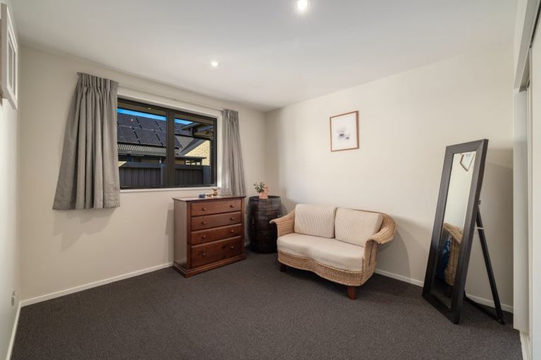 Photo of property in 11 Waterford Avenue, Northwood, Christchurch, 8051