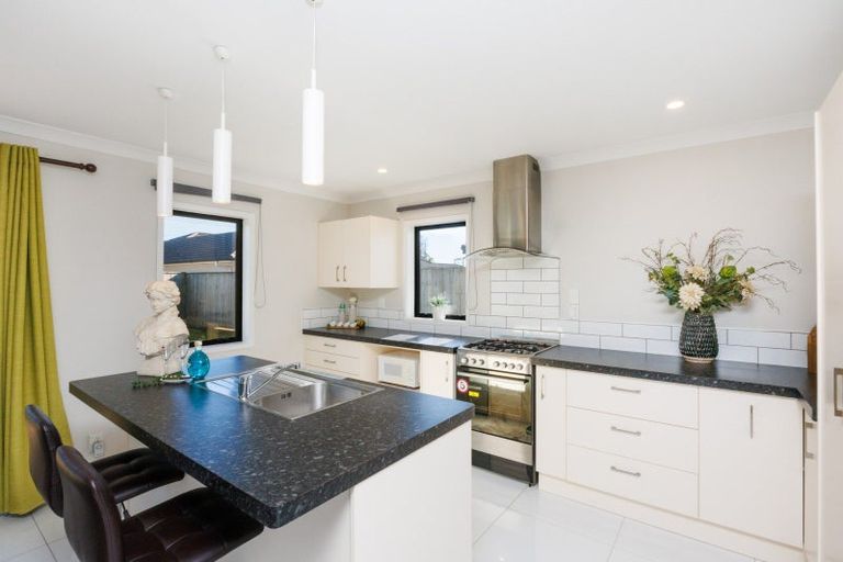 Photo of property in 4 Butler Place, Fitzherbert, Palmerston North, 4410