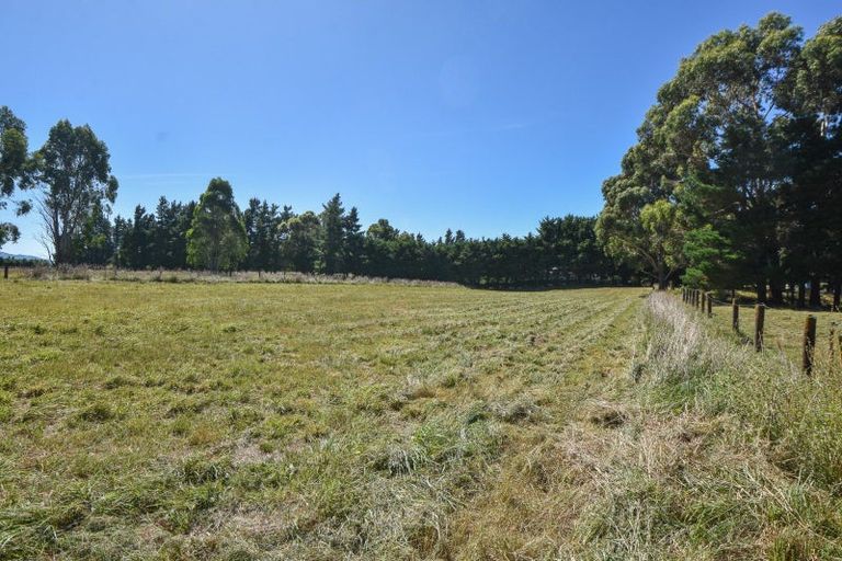 Photo of property in 45 Moroa Road, Tauwharenikau, 5771