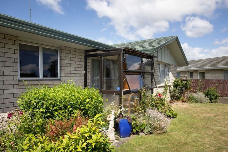 Photo of property in 14 Hamlet Street, Dannevirke, 4930