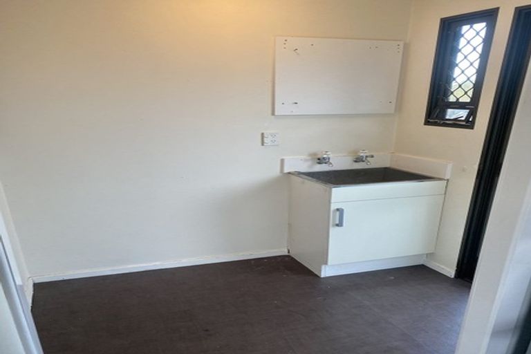 Photo of property in 11 Akehurst Avenue, New Lynn, Auckland, 0600