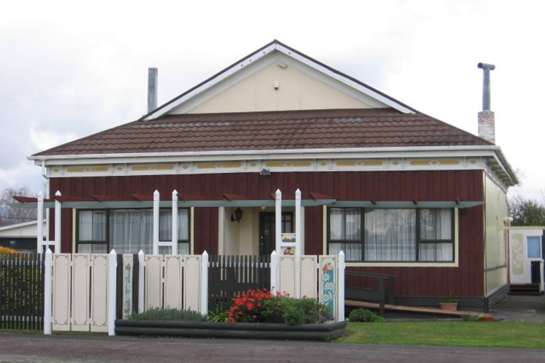 Photo of property in 35 Stewart Crescent, Hokowhitu, Palmerston North, 4410