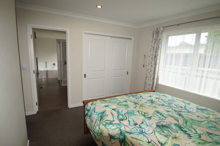 Photo of property in 9b Sterling Drive, Prebbleton, 7604