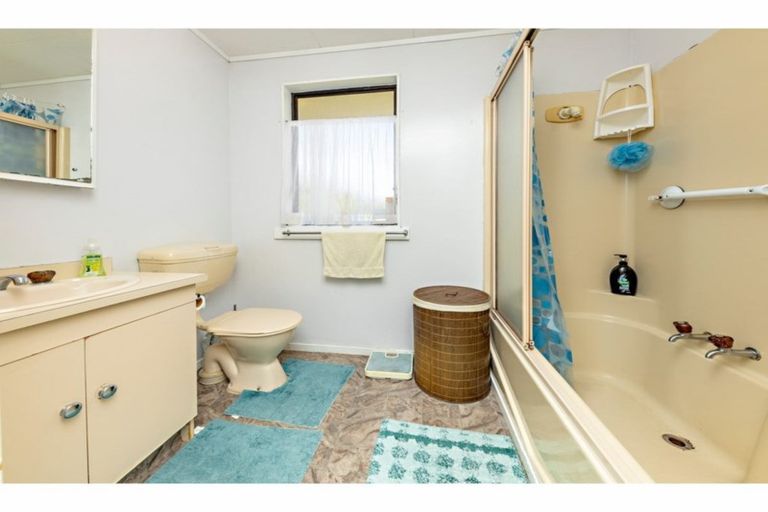 Photo of property in 3/35 Waterview Road West, Takanini, 2112