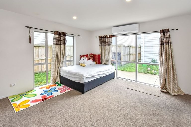 Photo of property in 47 Treestump Road, Takanini, 2112