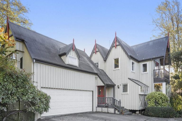 Photo of property in 206 Riverlaw Terrace, Saint Martins, Christchurch, 8022