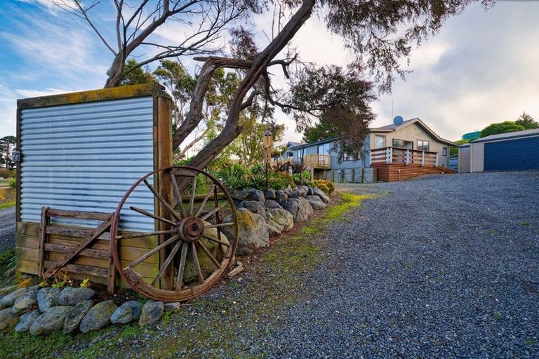 Photo of property in 92 Churchill Street, Kaikoura, 7300