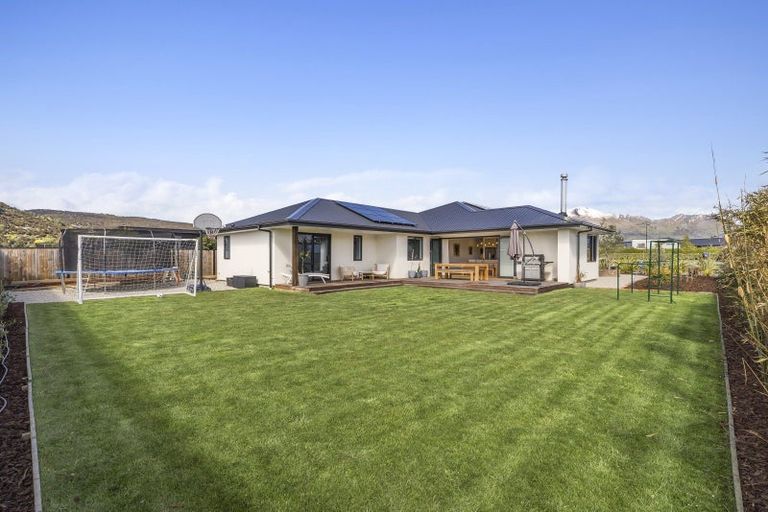 Photo of property in 46 Pounamu Avenue, Albert Town, Wanaka, 9305