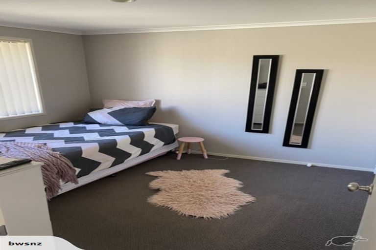 Photo of property in 23 Seabreeze Place, Papamoa Beach, Papamoa, 3118