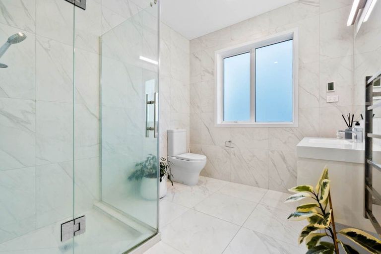 Photo of property in 34 Brickworks Bay Road, Hobsonville, Auckland, 0618