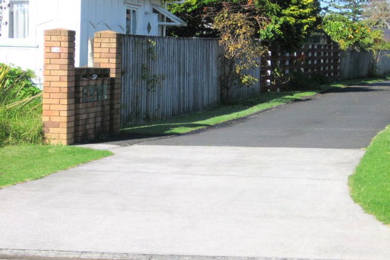 Photo of property in 14c Weiti Road, Orewa, 0931