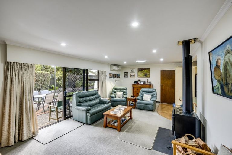 Photo of property in 12b Avondale Road, Taradale, Napier, 4112