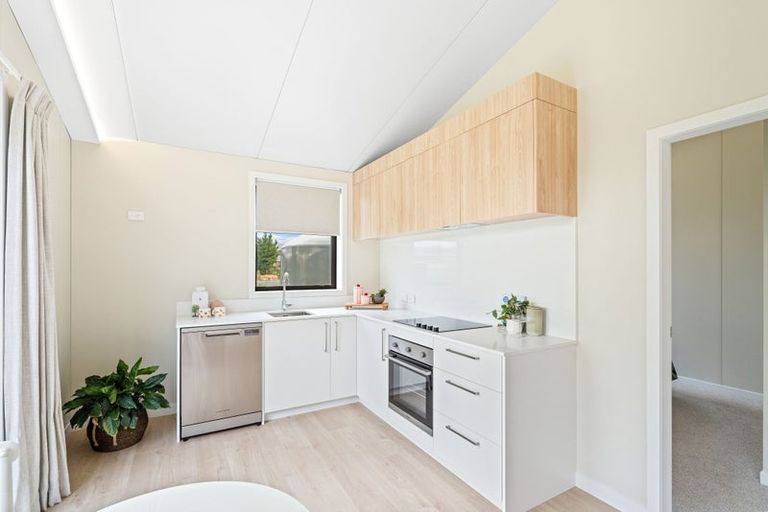 Photo of property in 40 Garth Road, Levin, 5571