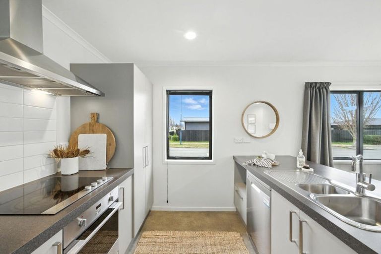 Photo of property in 73 Barnes Street, Pegasus, 7612