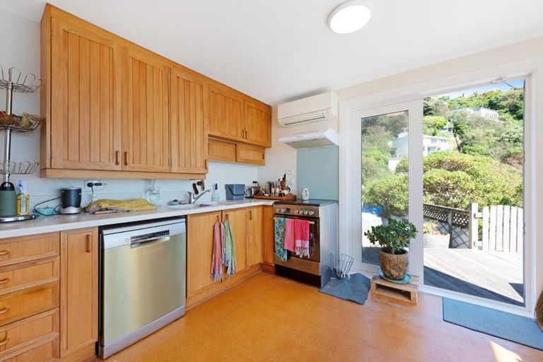 Photo of property in 14 Kio Road, Hataitai, Wellington, 6021