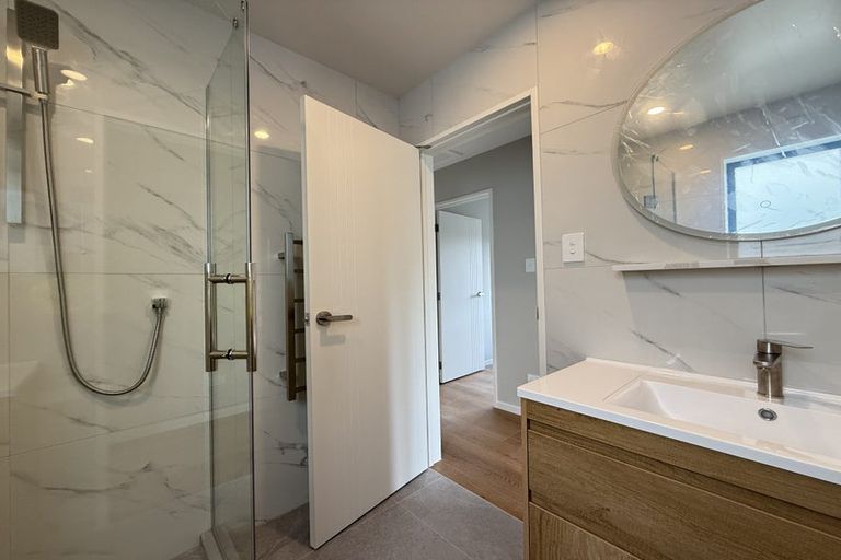 Photo of property in 25d Withers Road, Glen Eden, Auckland, 0602