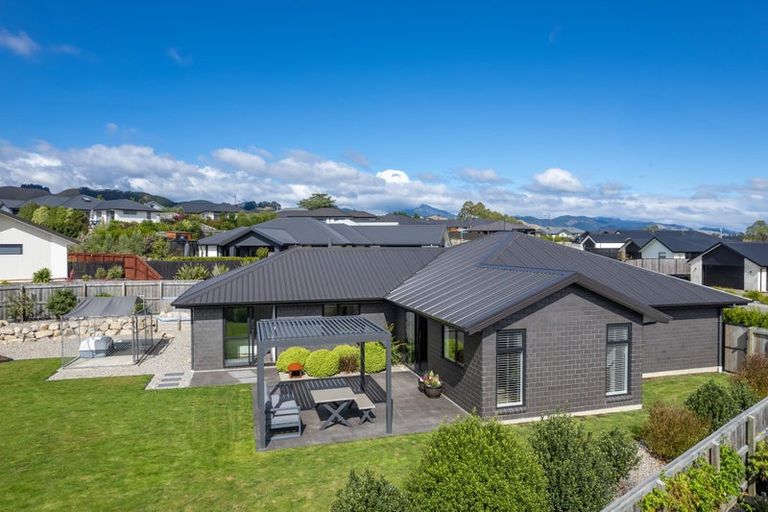 Photo of property in 66 Katania Heights, Brightwater, 7022