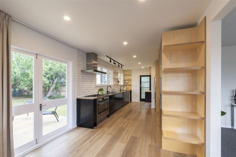 Photo of property in 74 Dover Street, St Albans, Christchurch, 8014