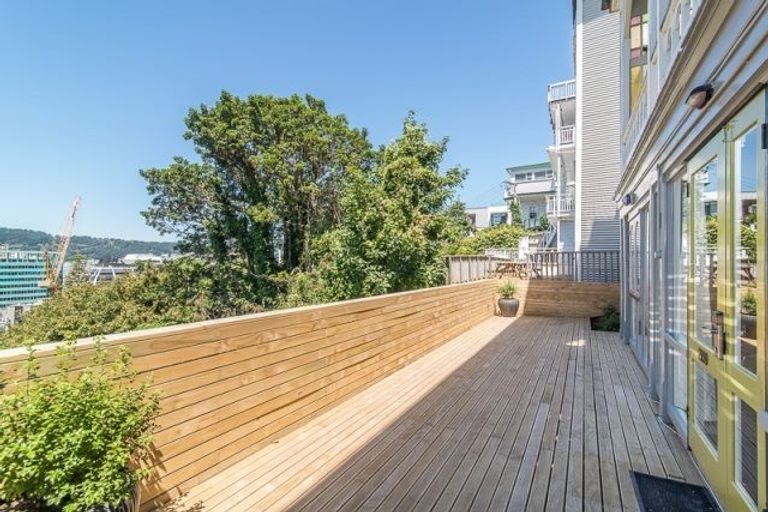 Photo of property in 219u1 The Terrace, Wellington Central, Wellington, 6011