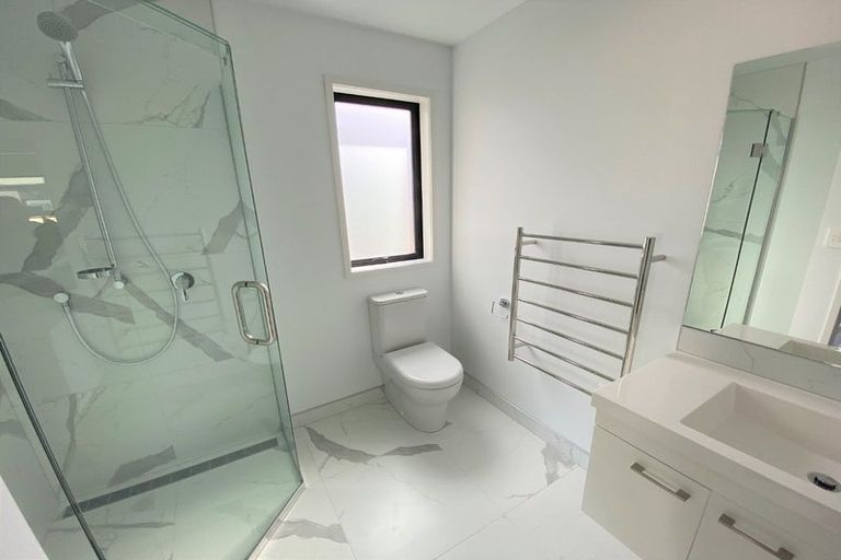 Photo of property in 44u2 Glenview Terrace, Glenview, Hamilton, 3206