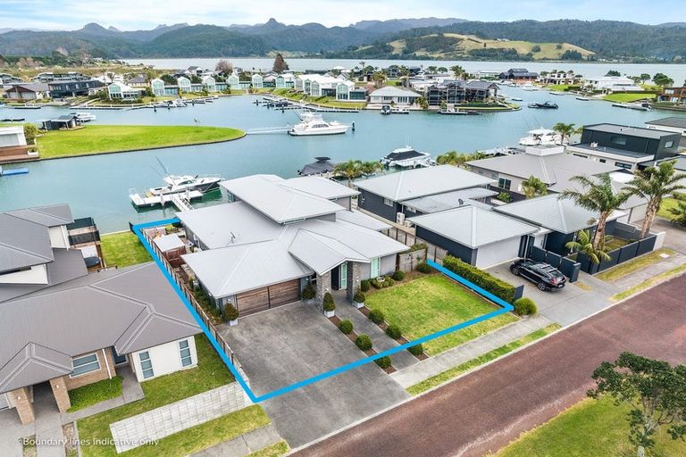 Photo of property in 129 Motu Grande, Pauanui, Hikuai, 3579