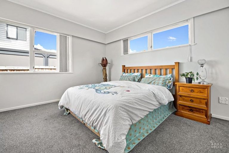 Photo of property in 51 Stottholm Road, Titirangi, Auckland, 0604