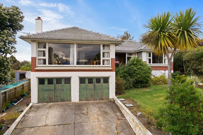 Photo of property in 15 Middleton Road, Kew, Dunedin, 9012