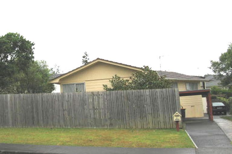 Photo of property in 2/51 Lavery Place, Sunnynook, Auckland, 0632