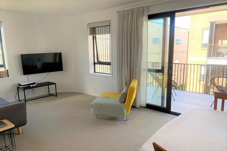 Photo of property in 201/77 Hobsonville Point Road, Hobsonville, Auckland, 0616