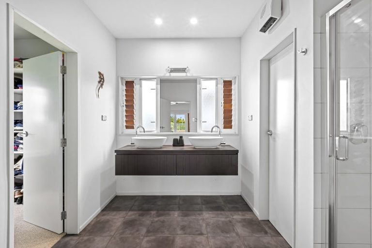 Photo of property in 298 Mahurangi West Road, Puhoi, Warkworth, 0983