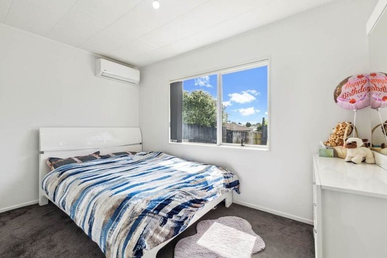 Photo of property in 2/3 James Road, Manurewa, Auckland, 2102