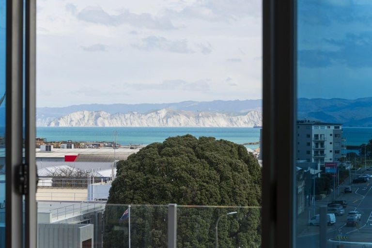 Photo of property in 2/40 Reads Quay, Gisborne, 4010