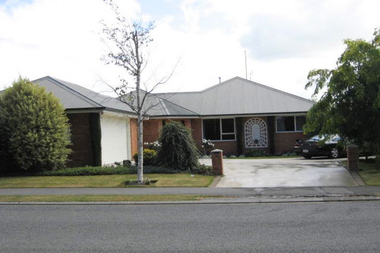 Photo of property in 16 Lowes Road, Rolleston, 7614