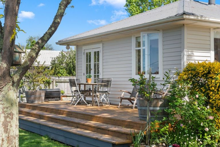 Photo of property in 38 East Street, Greytown, 5712