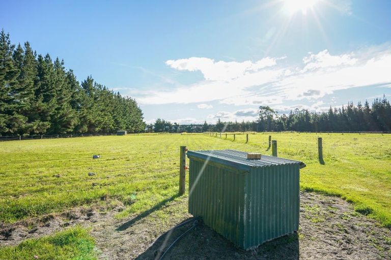 Photo of property in 279 School Road, West Eyreton, Rangiora, 7475