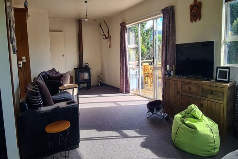 Photo of property in 153 Romahapa Road, Romahapa, Balclutha, 9271