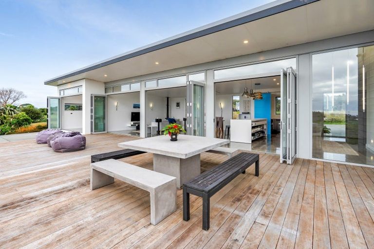 Photo of property in 11 Wilson Road, Urenui, 4375