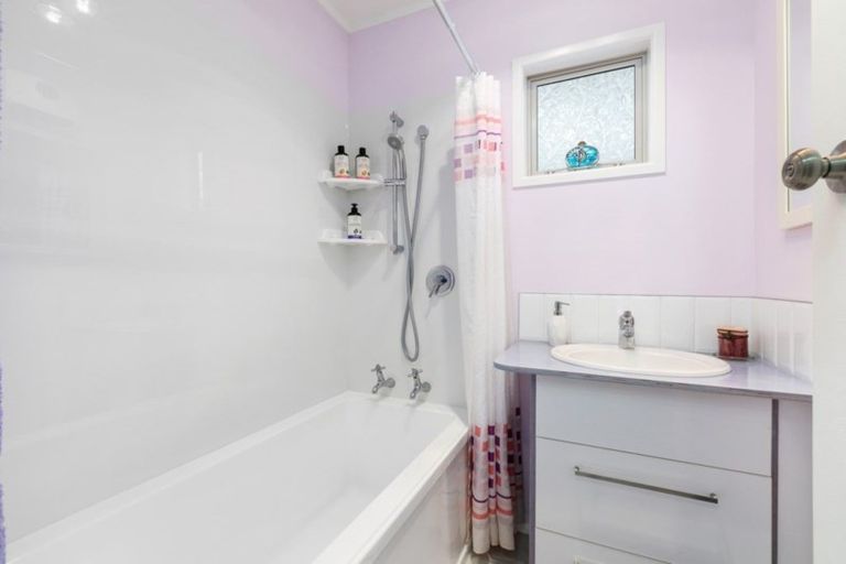 Photo of property in 5a Mcbeth Drive, Te Puke, 3119