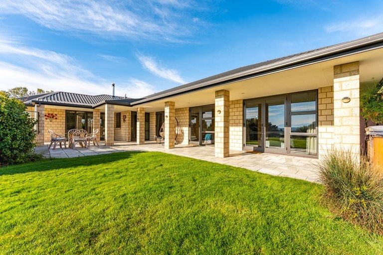 Photo of property in 108 Spur Road, Hadlow, Timaru, 7975