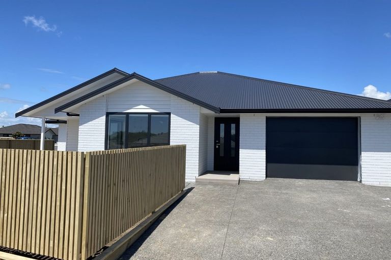 Photo of property in 3a Richardson Road, Omokoroa, 3114