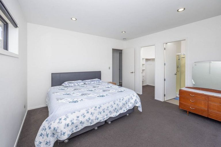 Photo of property in 15 Te Ironui Place, Huntington, Hamilton, 3210