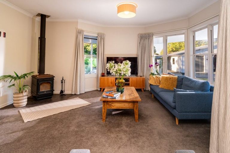 Photo of property in 358 Ngarara Road, Waikanae, 5391